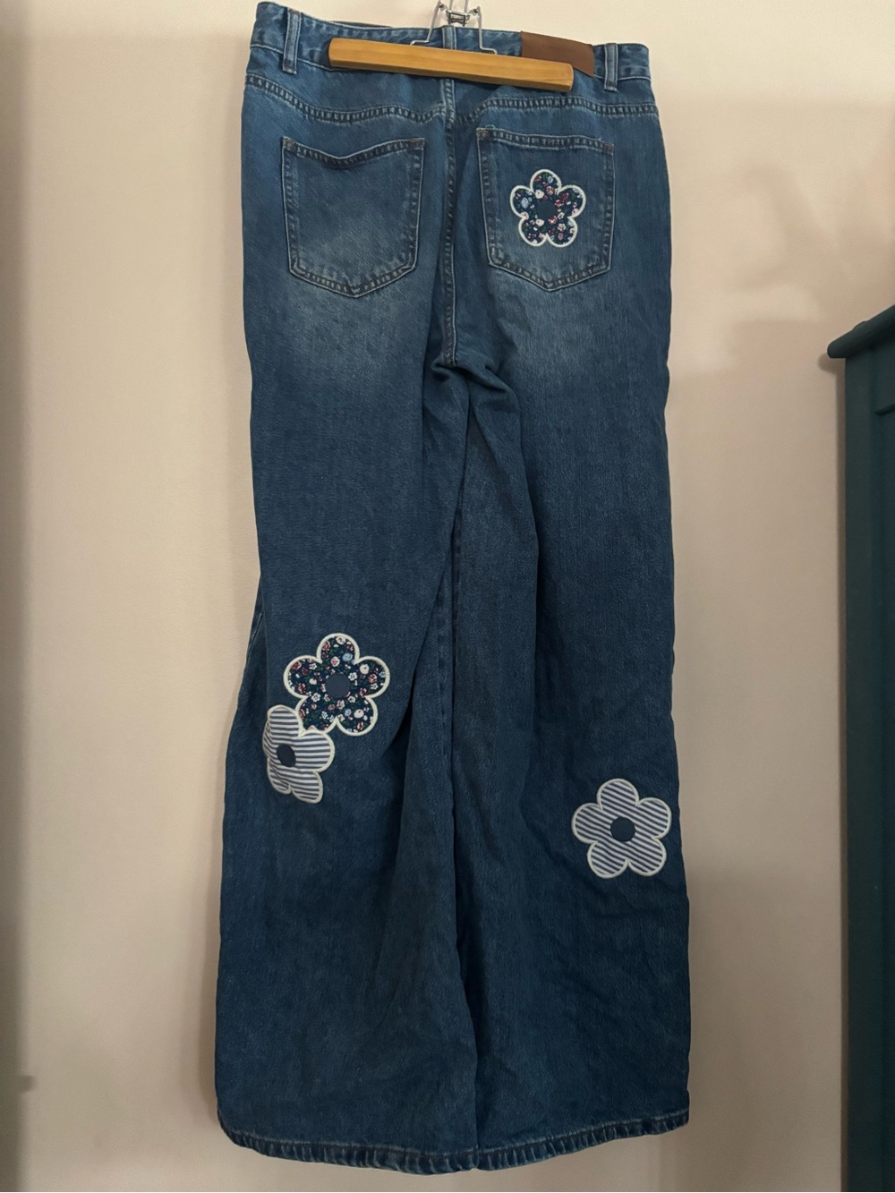 Cider Floral Jeans - Picture 4 of 6